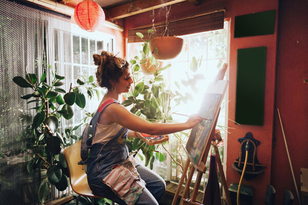 Freelancers: Professionalism Isn’t at Odds with Creativity cover image